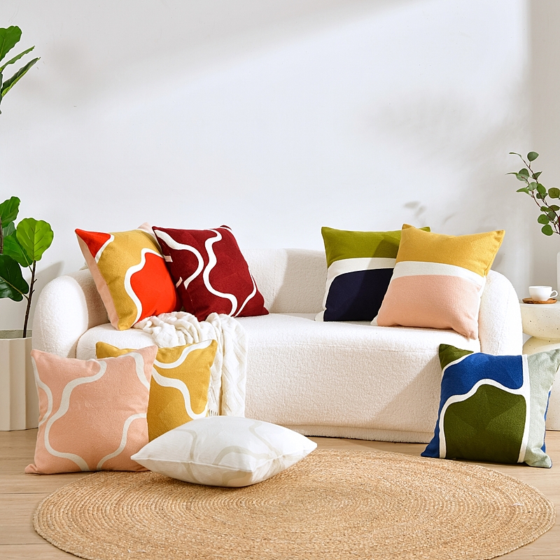 LOUISE Cushion 8 LOUISE Cushion