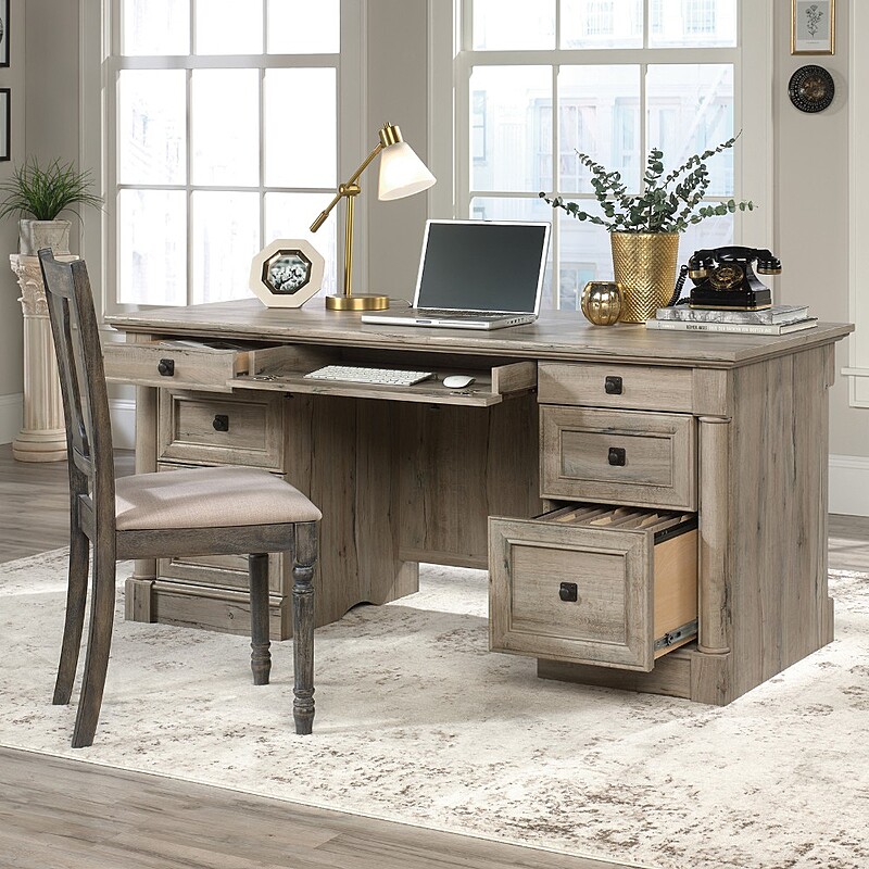 JOHANNE Desk 12 JOHANNE Desk